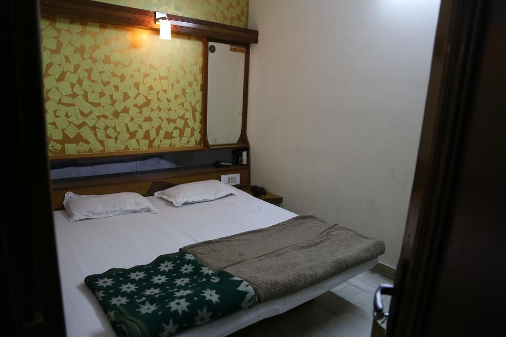 Yes Please Guest House New Delhi Bagian luar foto